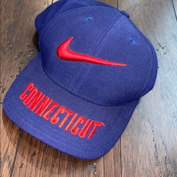 Vintage 90s Nike Large Centered Swoosh UConn Hat